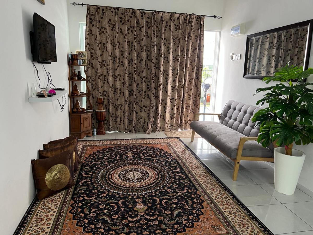Mieda Rizqi Homestay Kampong Melayu Changkat Larah Екстериор снимка