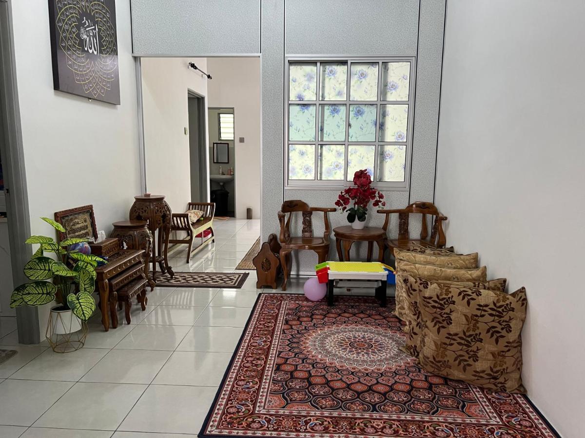 Mieda Rizqi Homestay Kampong Melayu Changkat Larah Екстериор снимка