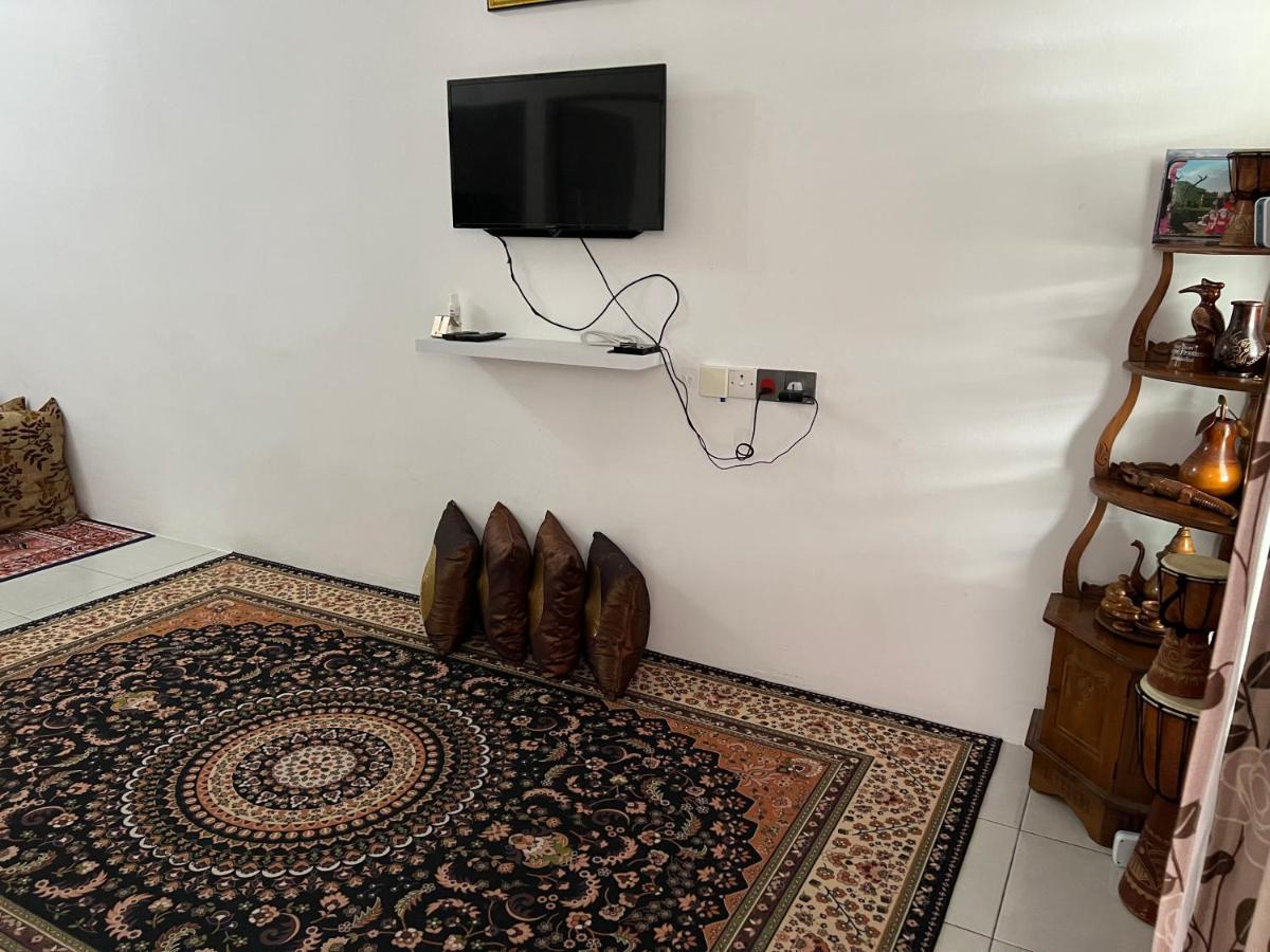 Mieda Rizqi Homestay Kampong Melayu Changkat Larah Екстериор снимка