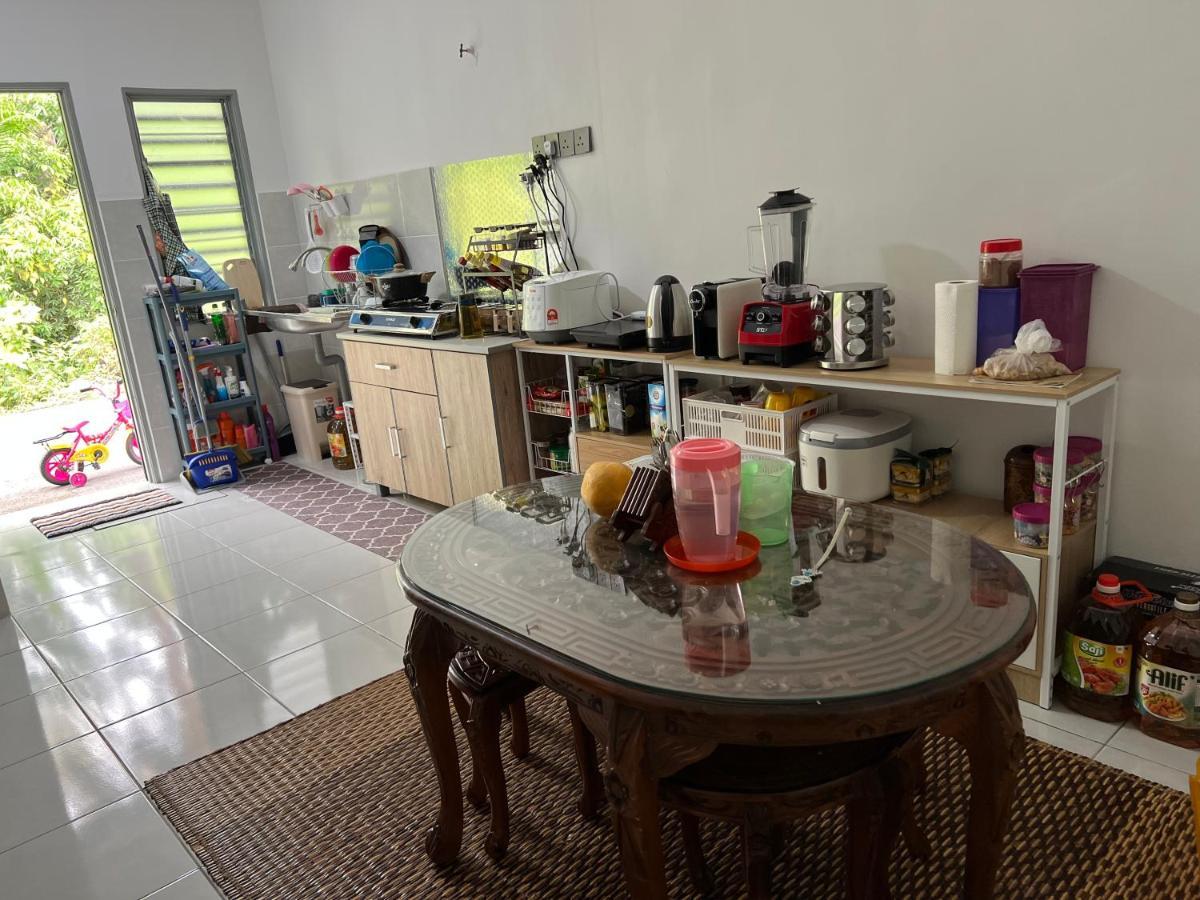 Mieda Rizqi Homestay Kampong Melayu Changkat Larah Екстериор снимка