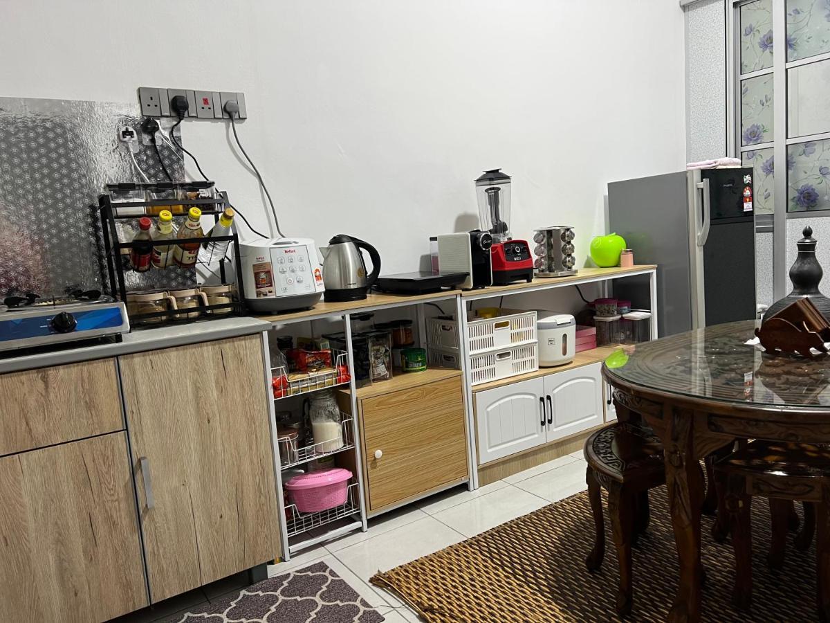Mieda Rizqi Homestay Kampong Melayu Changkat Larah Екстериор снимка